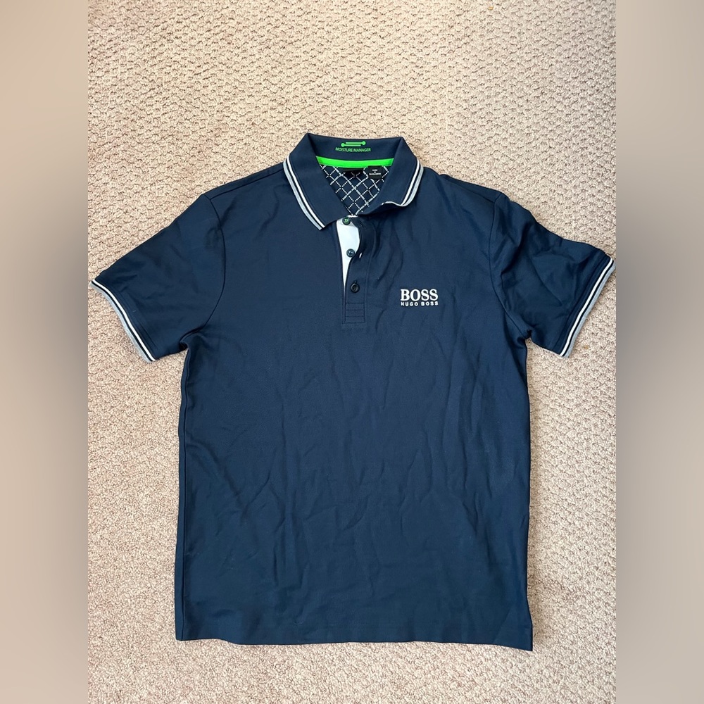 New w/out tags Hugo Boss shirt - Medium